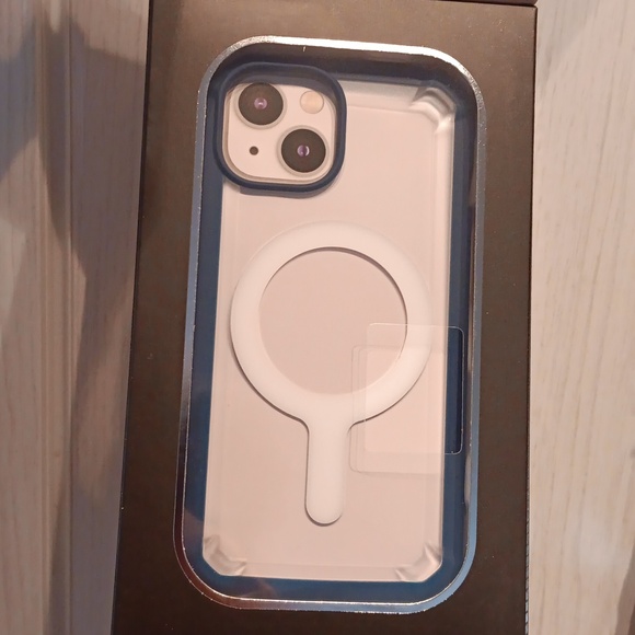 Citadel Phone Case (NIB) - Picture 2 of 4